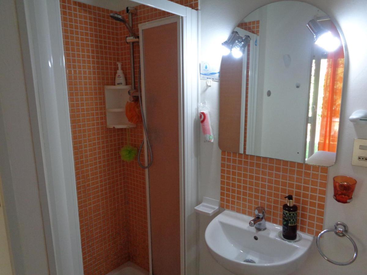 Le Gardenie Da Fil Bed & Breakfast บอร์ดิเกรา ภายนอก รูปภาพ